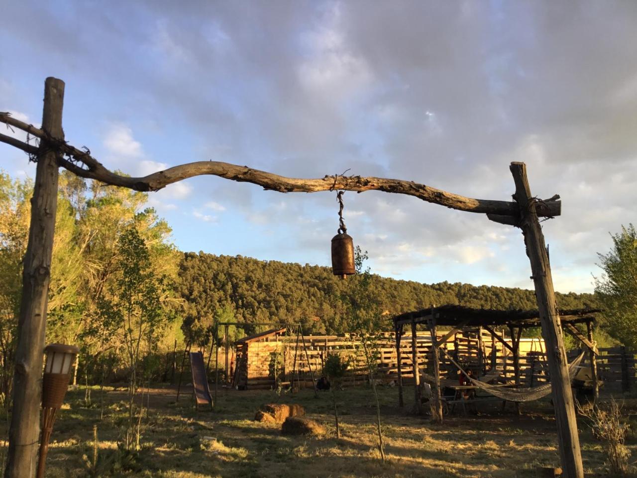 Taos Goji Farm & Eco-Lodge Retreat Arroyo Seco Eksteriør billede